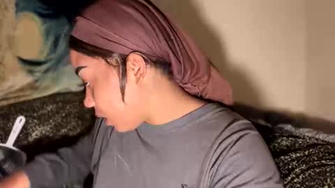 Snapshot of dove_love22 chatting on December 17, 2:39 am dove_love22 online show from December 17, 2:39 am