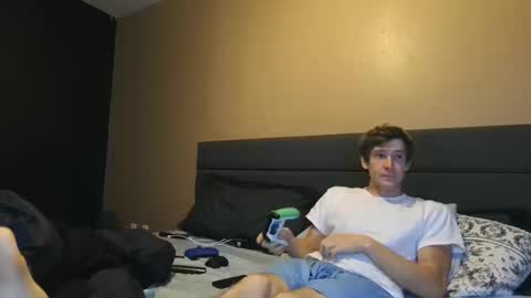 Snapshot of downforthemoney chatting on October 13, 7:03 pm downforthemoney online show from October 13, 7:03 pm