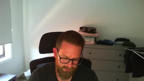 Snapshot of downunderwonder13 chatting on December 17, 6:30 am downunderwonder13 online show from December 17, 6:30 am