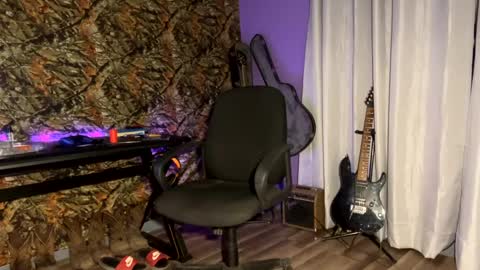 MrPirated online show from January 5, 12:42 am