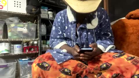 MrPirated online show from March 8, 9:39 am