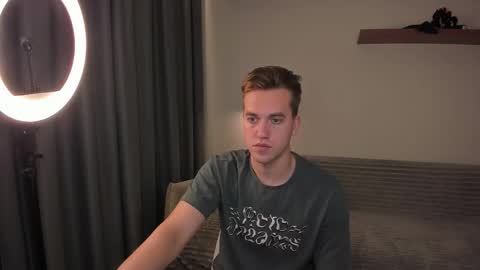 Snapshot of dr_your_dream chatting on September 19, 8:31 pm Mervin online show from September 19, 8:31 pm