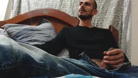 Snapshot of draco_dante chatting on February 15, 12:26 am charles online show from February 15, 12:26 am