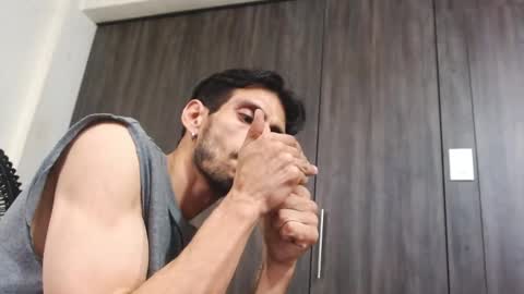 Snapshot of draco_dante chatting on November 26, 6:53 pm charles online show from November 26, 6:53 pm