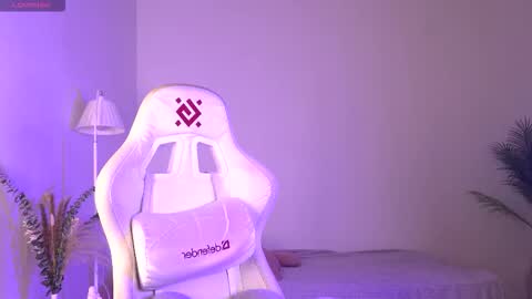 Lisbeth Salander online show from October 27, 6:06 am