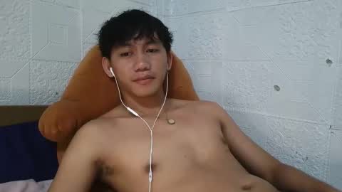 Snapshot of drain_me29 chatting on October 26, 2:17 am drain_me29 online show from October 26, 2:17 am