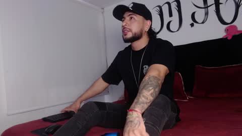 Snapshot of drake_jackson11 chatting on December 29, 7:22 pm drake jackson11 online show from December 29, 7:22 pm