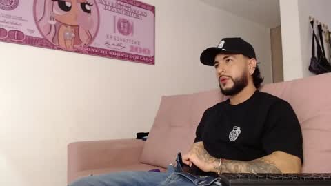 Snapshot of drake_jackson11 chatting on January 14, 5:56 pm drake jackson11 online show from January 14, 5:56 pm