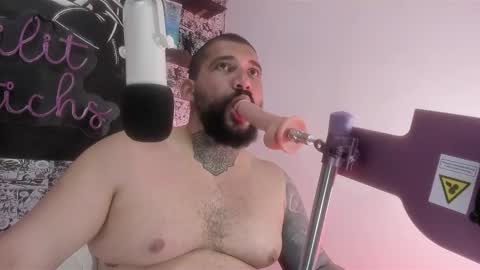 Snapshot of drake_white1 chatting on November 5, 4:12 am drake whitee Independent Model online show from November 5, 4:12 am