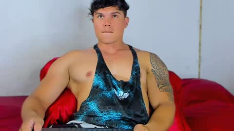 Snapshot of drake_xion1 chatting on January 18, 10:49 pm drake_xion1 online show from January 18, 10:49 pm