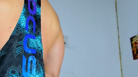 Snapshot of drake_xion1 chatting on January 20, 11:10 pm drake_xion1 online show from January 20, 11:10 pm