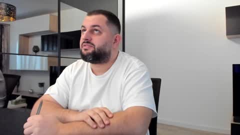 Draven A online show from February 7, 2:47 pm