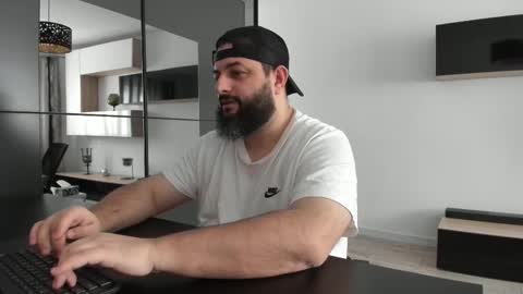 DravenPeak online show from December 19, 12:23 pm