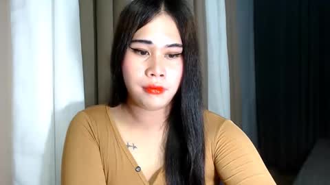 Snapshot of dreammegan chatting on December 2, 5:48 pm Stacy DONT FORGET TO FOLLOW ME AND THUMBS UP my wife samgrg2 online show from December 2, 5:48 pm