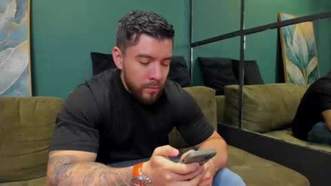 cris online show from October 3, 3:31 pm