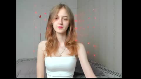 Snapshot of dreamy_pollyyy chatting on May 14, 7:31 pm dreamy_pollyyy online show from May 14, 7:31 pm