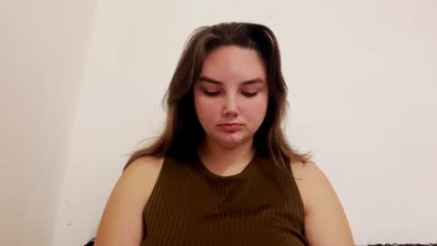 Mila online show from December 4, 9:18 am