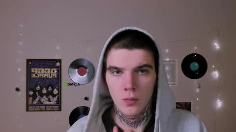 drew_soft_ online show from December 22, 7:33 pm