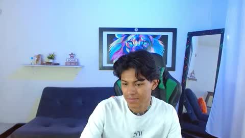 Snapshot of dreyk20 chatting on November 11, 3:01 pm Dreyk online show from November 11, 3:01 pm