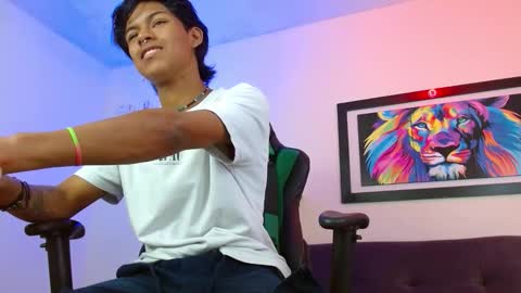 Snapshot of dreyk20 chatting on December 1, 2:11 pm Dreyk online show from December 1, 2:11 pm