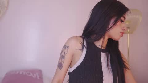 Snapshot of driana_hoffman chatting on March 3, 1:06 pm DRIANA online show from March 3, 1:06 pm