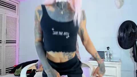 drippyorlove online show from March 31, 7:58 pm