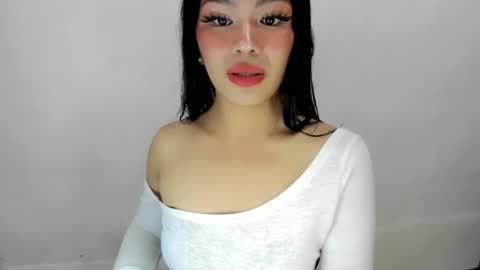 Snapshot of dripqueenxoxo chatting on September 18, 3:36 pm miss. Erika online show from September 18, 3:36 pm