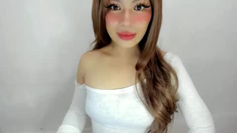 Snapshot of dripqueenxoxo chatting on October 5, 7:28 am miss. Erika online show from October 5, 7:28 am