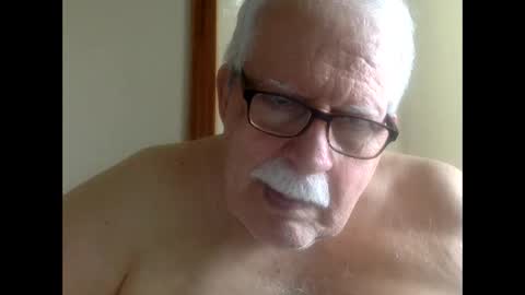 Snapshot of drnick069 chatting on October 17, 5:04 pm drnick069 online show from October 17, 5:04 pm