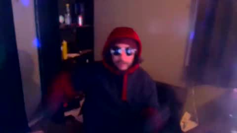 Snapshot of drogoloko233 chatting on November 1, 2:13 am drogo lpkp online show from November 1, 2:13 am