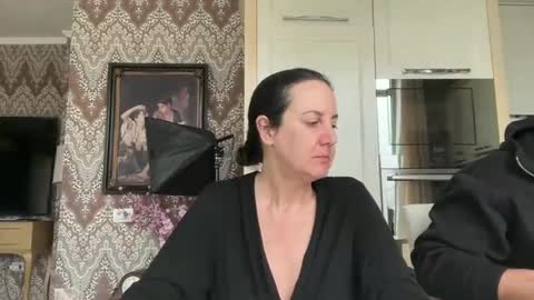 Dr. Resa online show from February 25, 9:53 am