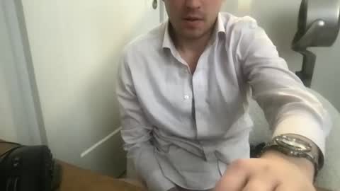 Lets Meet Up online show from November 11, 8:42 pm