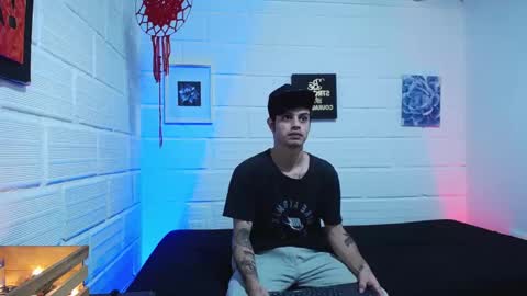 Drum-Core online show from November 24, 6:40 pm