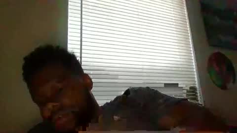 Snapshot of dsmoov_ chatting on September 18, 12:29 pm SmoovFanz online show from September 18, 12:29 pm