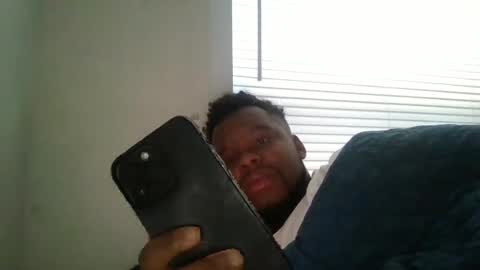Snapshot of dsmoov_ chatting on September 20, 2:40 pm SmoovFanz online show from September 20, 2:40 pm