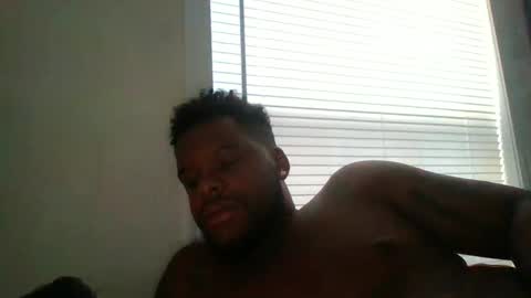 Snapshot of dsmoov_ chatting on September 26, 2:54 pm SmoovFanz online show from September 26, 2:54 pm