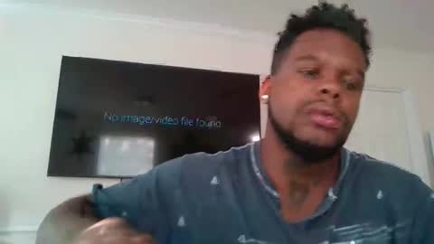 Snapshot of dsmoov_ chatting on October 1, 2:23 pm SmoovFanz online show from October 1, 2:23 pm