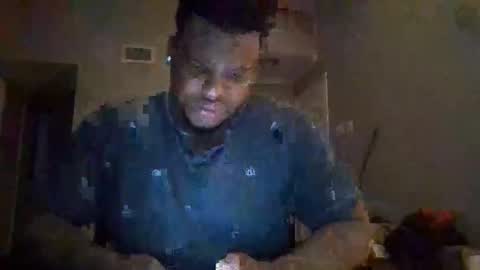 Snapshot of dsmoov_ chatting on October 30, 5:31 am SmoovFanz online show from October 30, 5:31 am