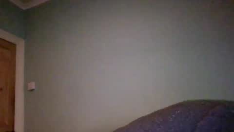 dude106954 online show from March 7, 5:04 am