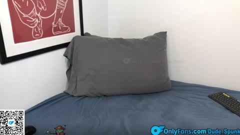 Snapshot of dude_spunk chatting on December 20, 5:47 am Dude online show from December 20, 5:47 am