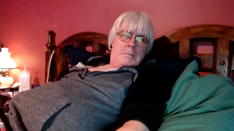 Doug online show from January 1, 4:18 pm