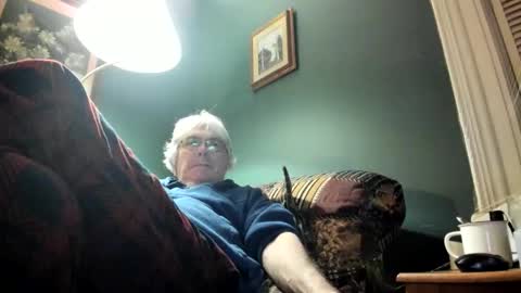 Doug online show from April 18, 3:10 am