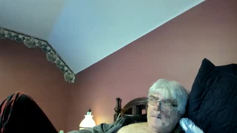 Snapshot of dug38 chatting on May 11, 2:45 pm Doug online show from May 11, 2:45 pm