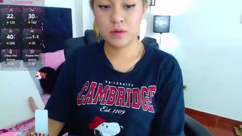 Charlotte online show from December 31, 8:23 pm