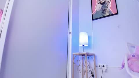 dulce__fiore07 online show from March 14, 12:10 pm