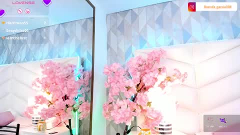    Monday 5-2 am From Tuesday to Friday5-1 am Colombia time online show from February 23, 12:48 pm