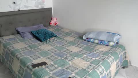 Dulce Noir online show from November 1, 3:58 pm