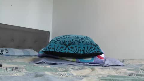 Dulce Noir online show from November 5, 8:31 pm