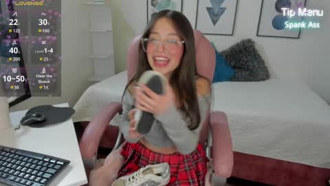 Dulce  online show from December 21, 1:10 pm