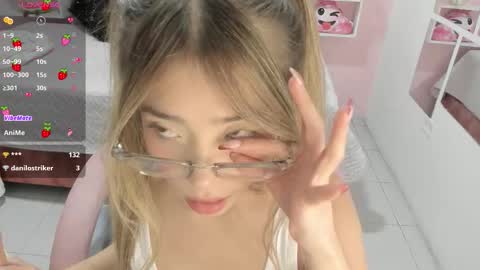 Dulce  online show from October 1, 3:40 pm